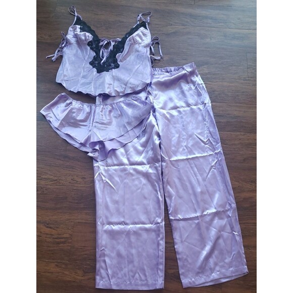 Frederick's of Hollywood Other - Frederick's of Hollywood Lavender Satin Lace-Trim Pajama Set Size XL Romantic